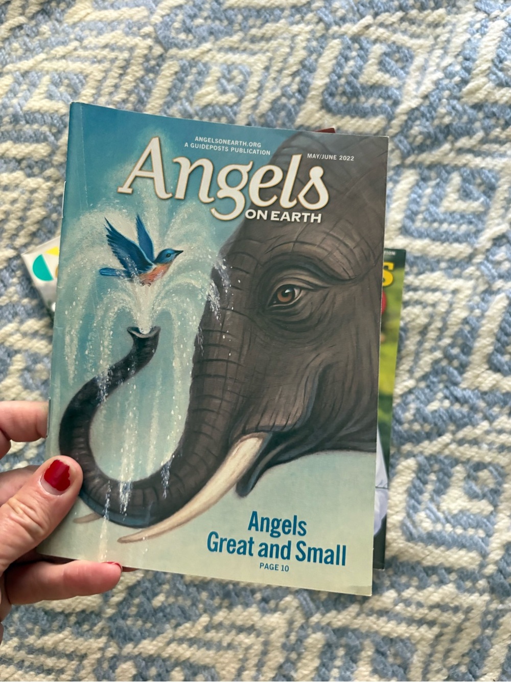 Guideposts & Angels Magazine Bundle - Picture 6 of 9